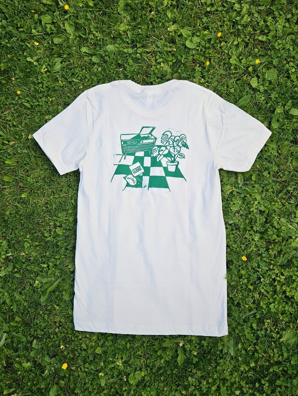 Cream Graphic Tee - Green Retro Linocut Print